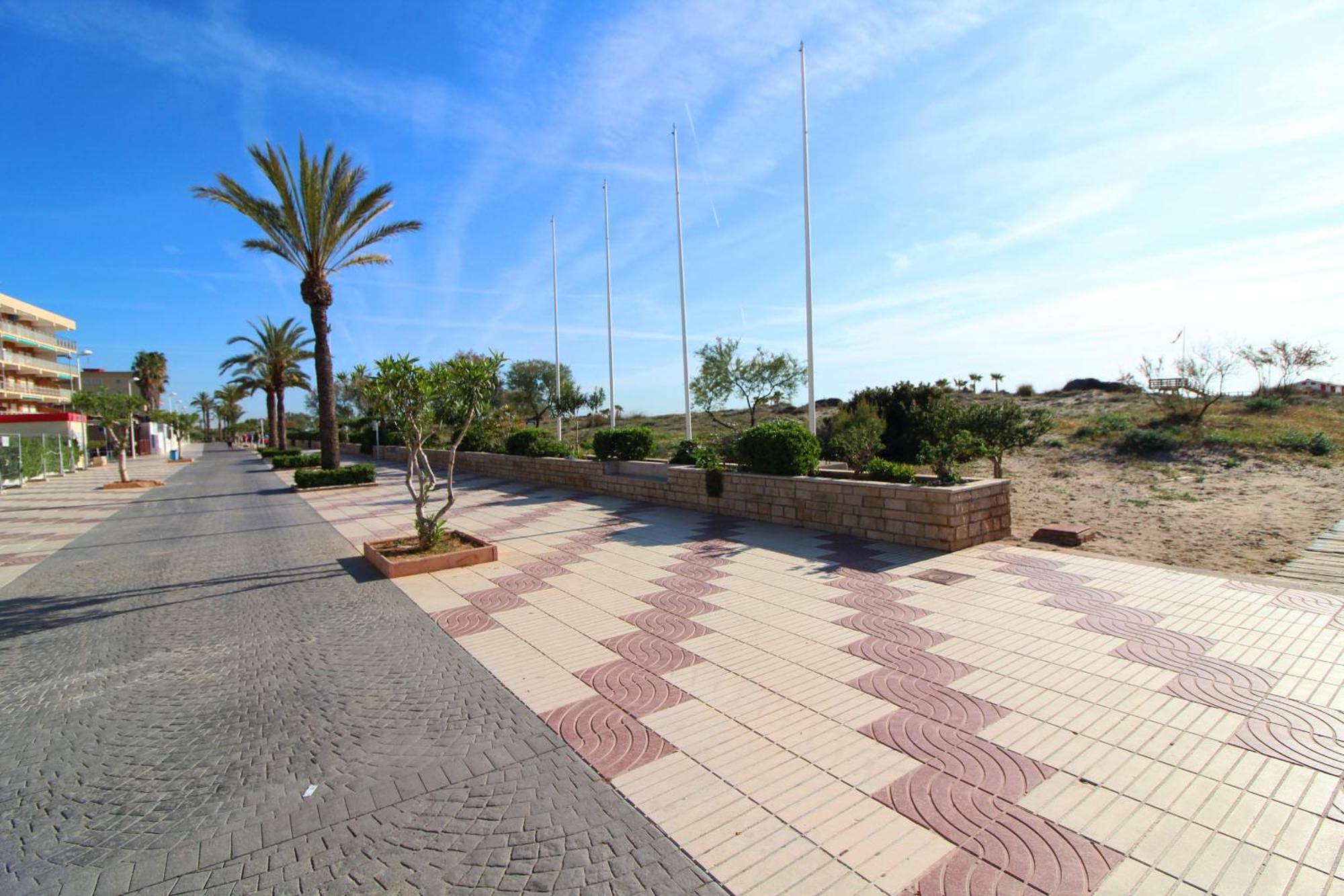 Global Properties, Apartamento Con Terraza Y Vistas Al Mar Y A La Montana Canet d'En Berenguer Luaran gambar