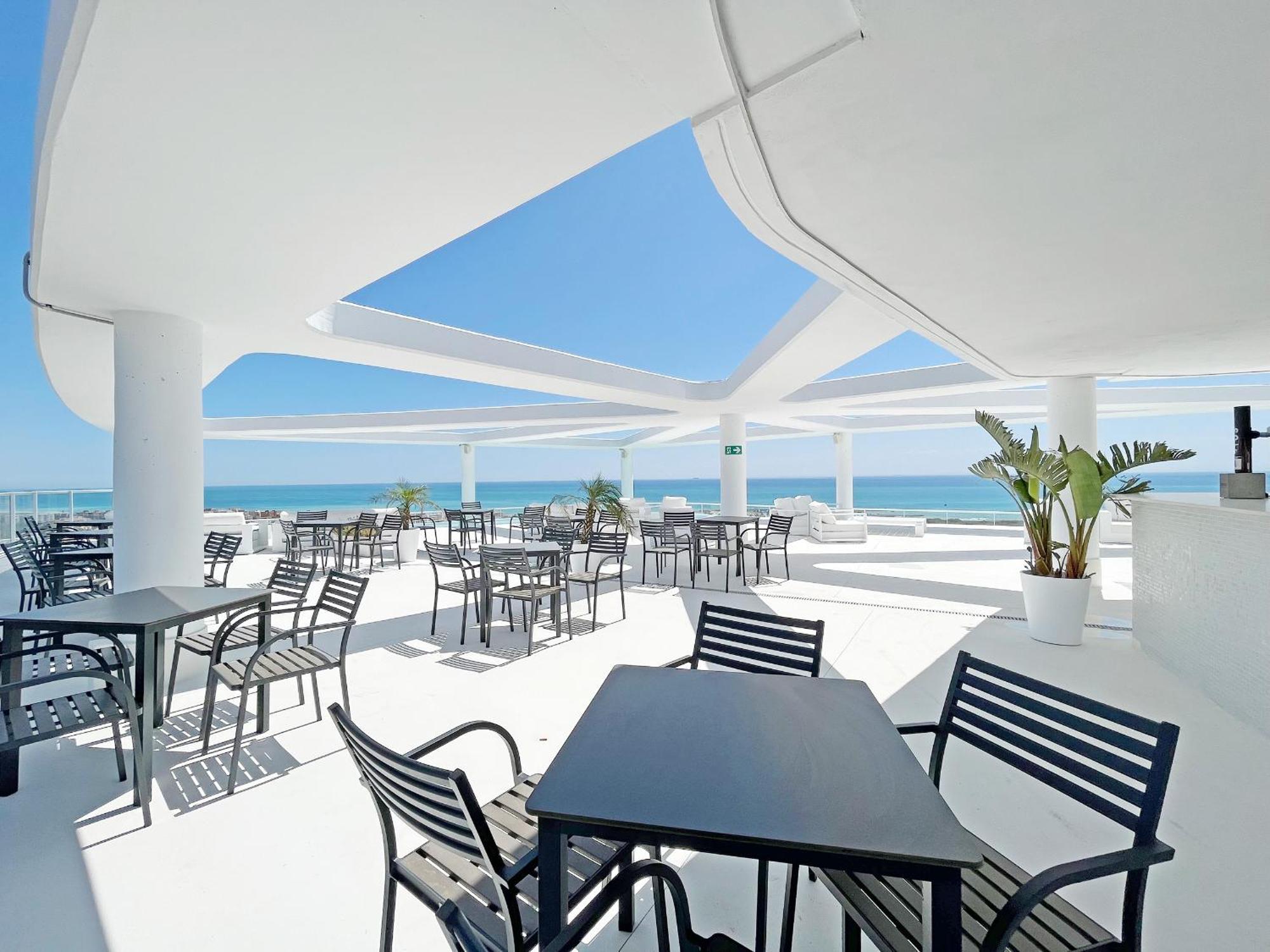Global Properties, Apartamento Con Terraza Y Vistas Al Mar Y A La Montana Canet d'En Berenguer Luaran gambar