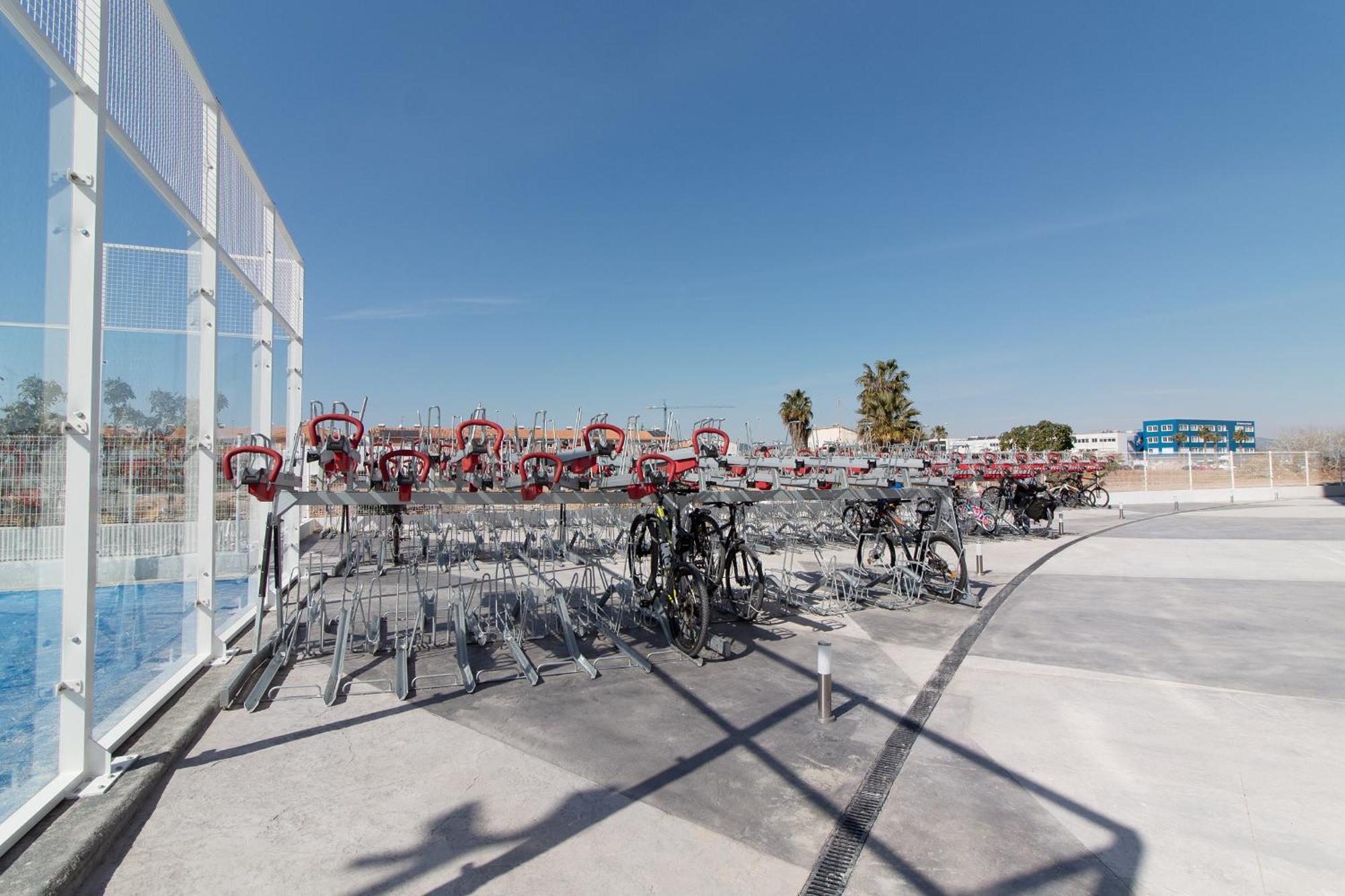 Global Properties, Apartamento Con Terraza Y Vistas Al Mar Y A La Montana Canet d'En Berenguer Luaran gambar